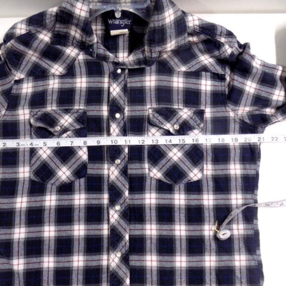 Wrangler Men’s Western Black White Plaid Pearl Snap Flannel - Size: Medium - Picture 7 of 10
